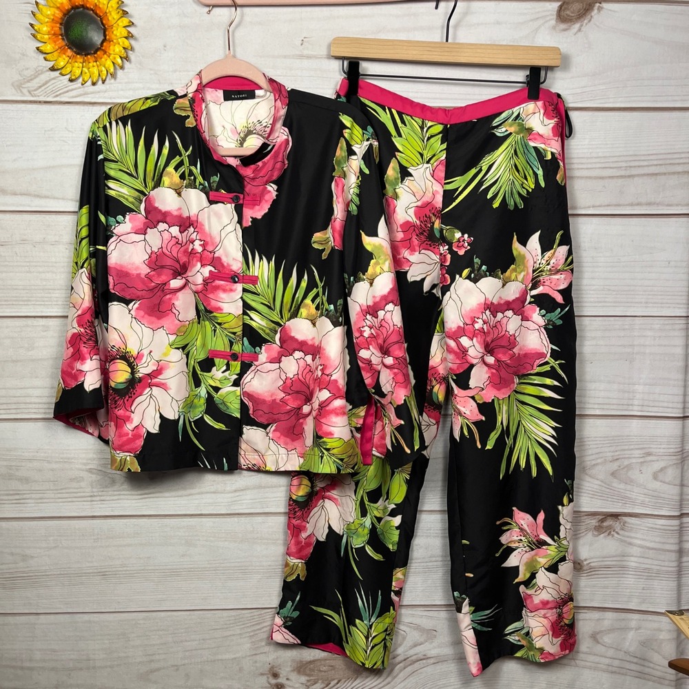 Natori Women Pajama Set Medium Black Pink Floral Mandarin Collar Frog Button